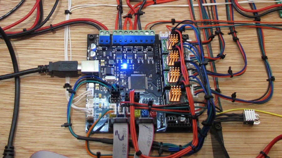 LIVEの方法　P-MODEL How to Use A4988 Stepper Motor Driver (Red): Pinouts, Specs