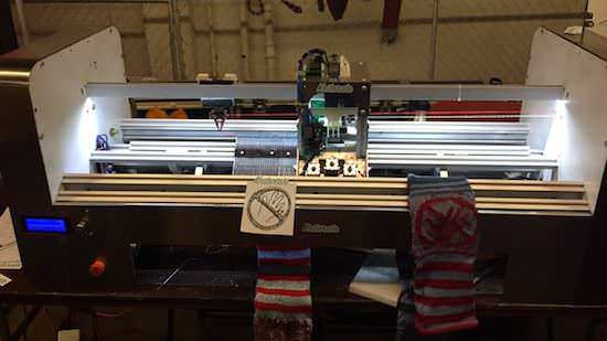 Print out a sweater with Kniterate, a 3D printer for knitting - The Verge