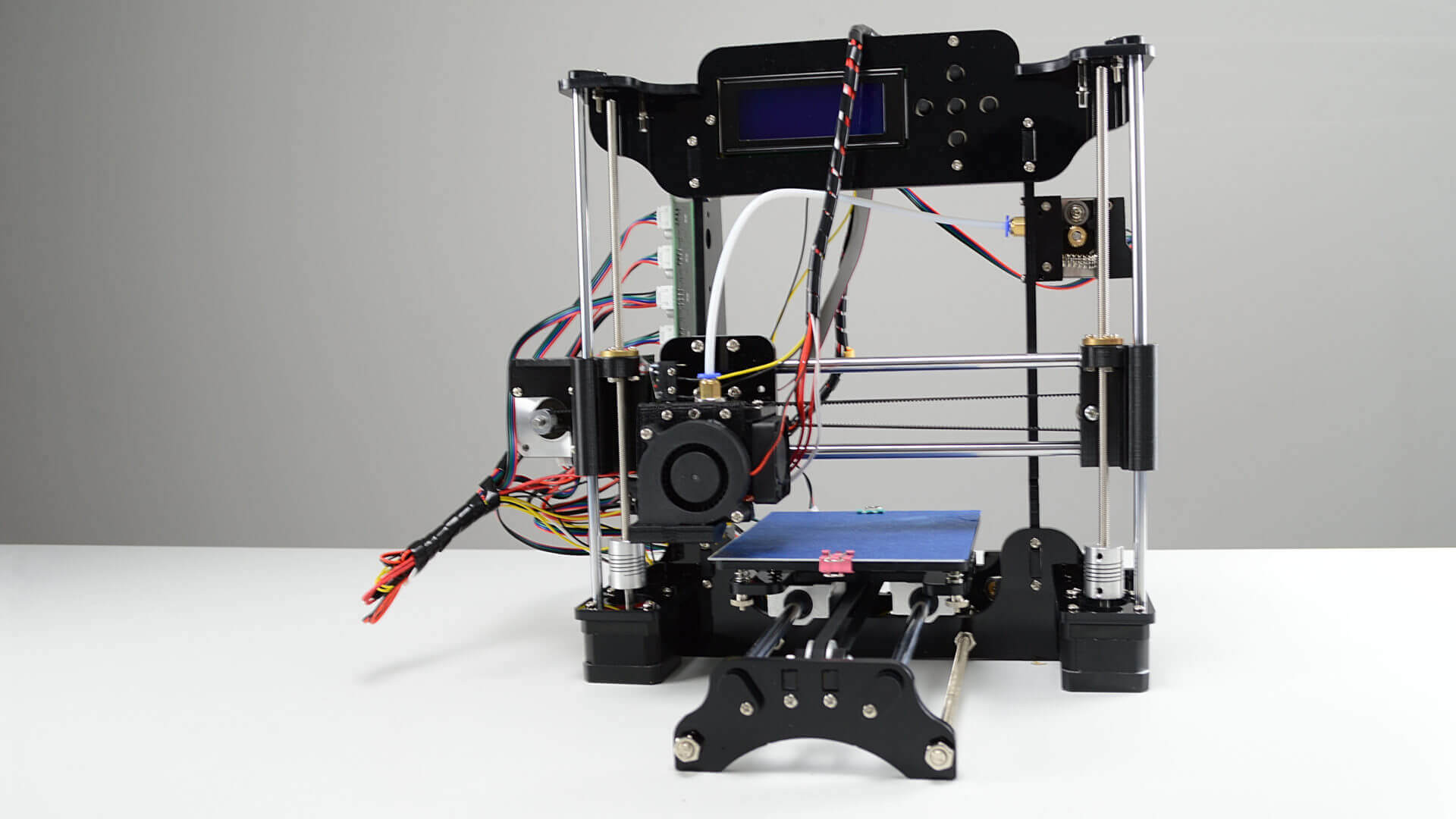 Latterlig Papua Ny Guinea Bukser Build a Cheap DIY 3D Printer Kit for $99: The iMakr STARTT | All3DP