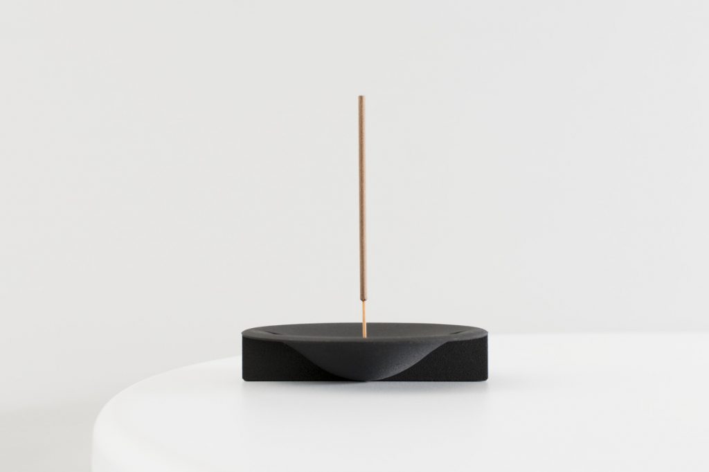 Scent Tray is a Beautiful 3D Printed Incense Holder and Ashtray | All3DP