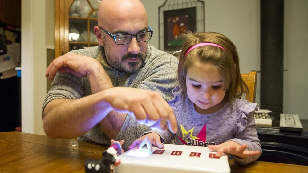 Massachusetts Man Develops Braille Toy for Daughter with Usher Syndrome | All3DP