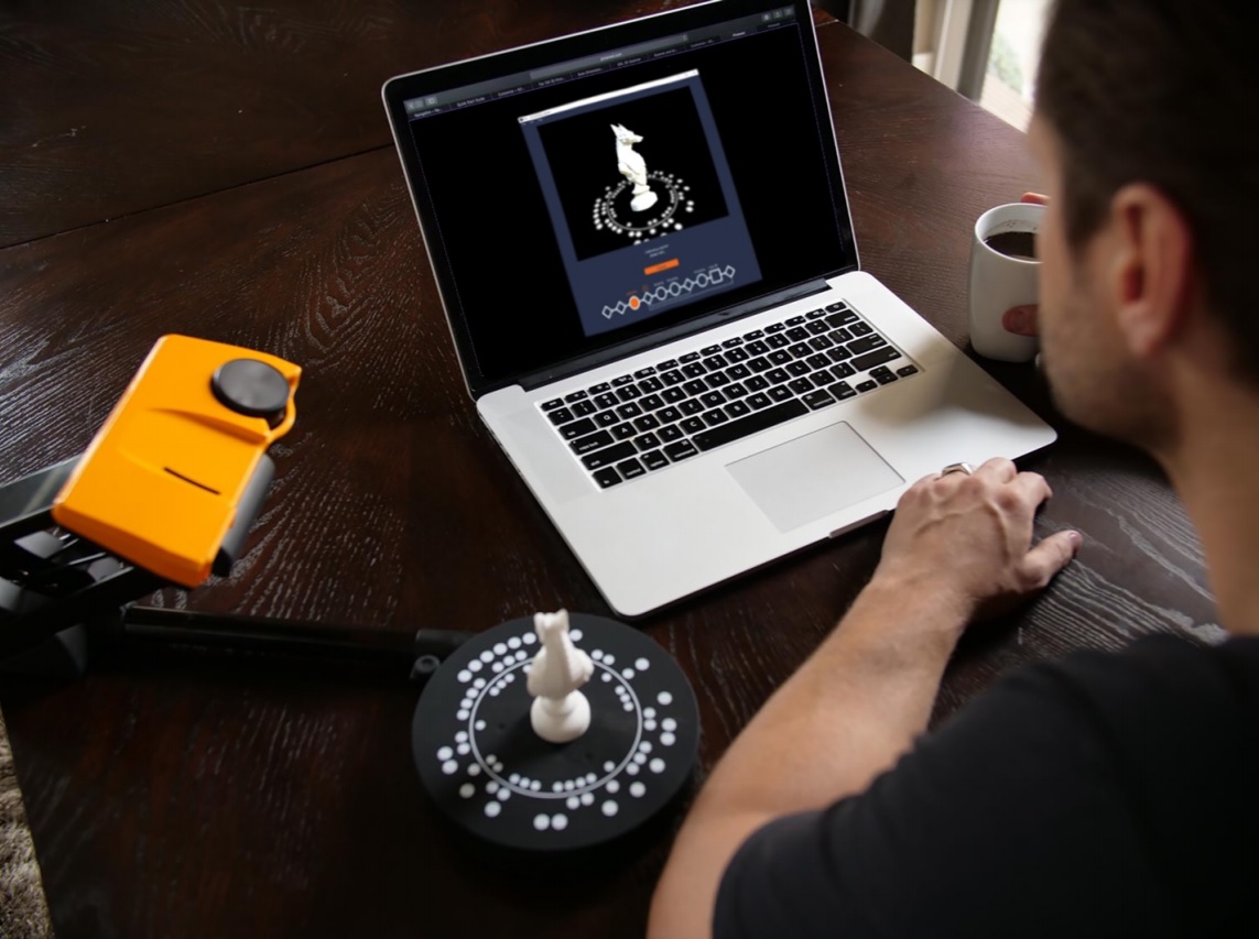 SOL 3D scanner by Scan Dimension in use