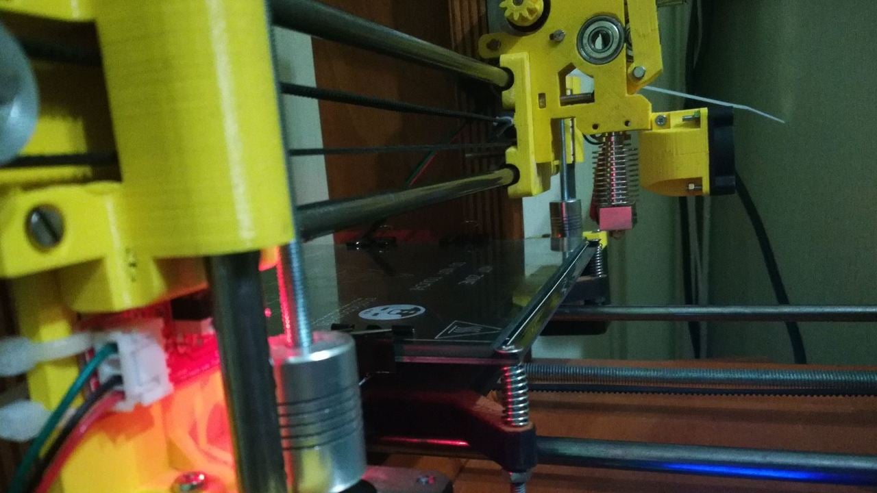 Editing the G Code for a 3D printer 