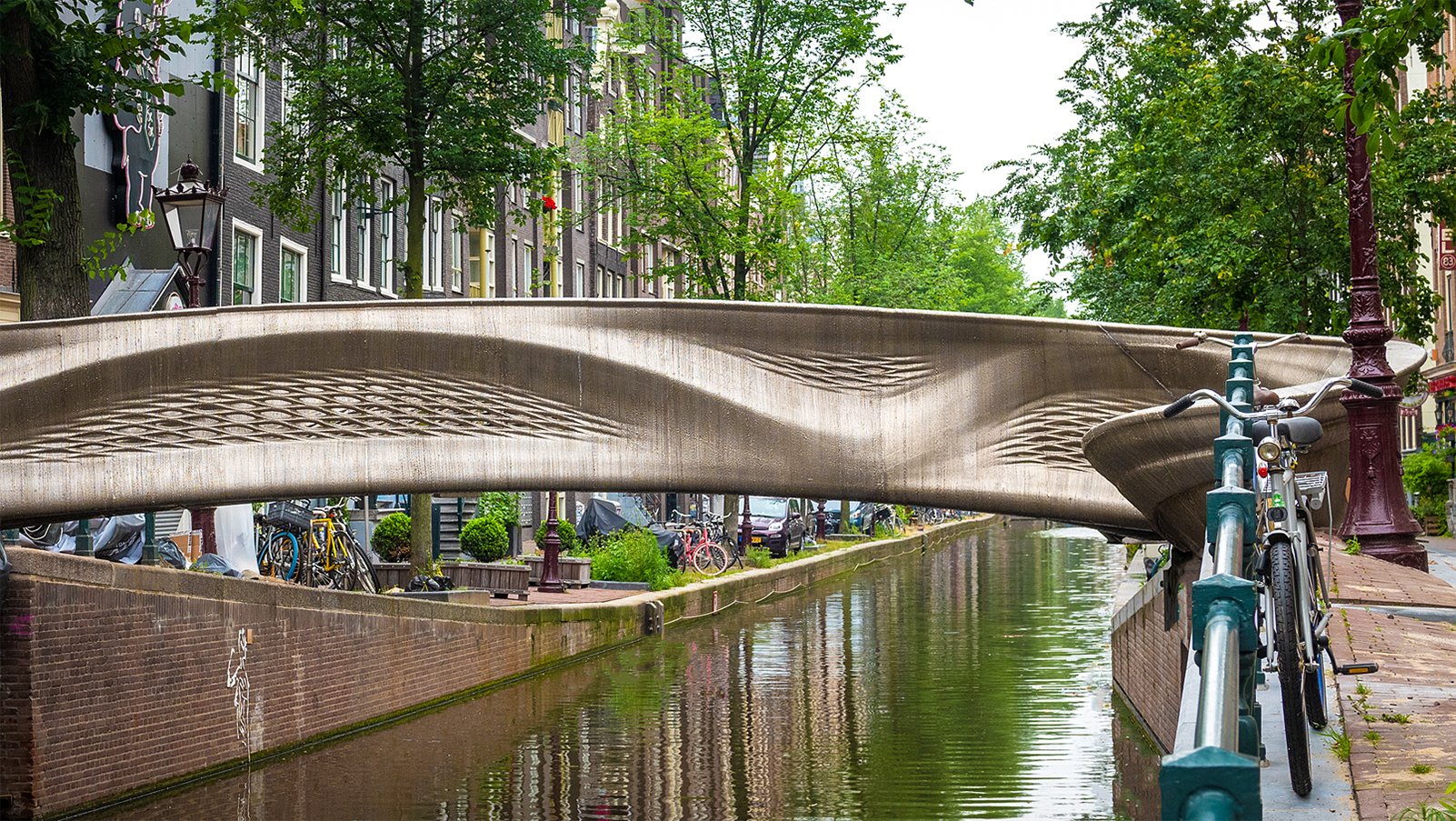 MX3D to 3D Print a Bridge in Mid-Air over Amsterdam Canal